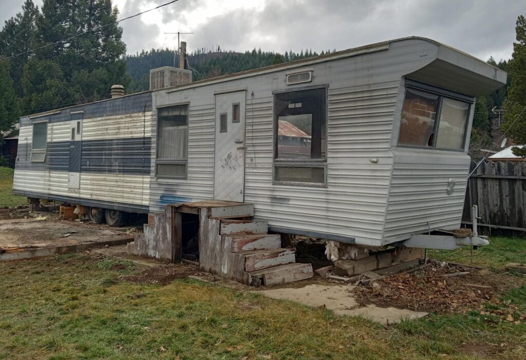 trailer removal